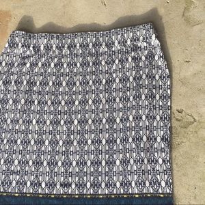 Sofia Max. Boarded skirt